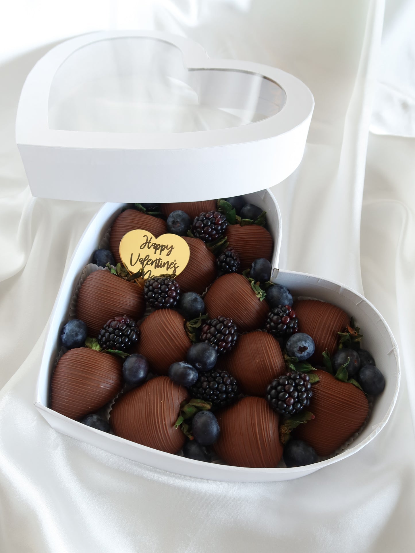 Mixed Fruit Heart Box